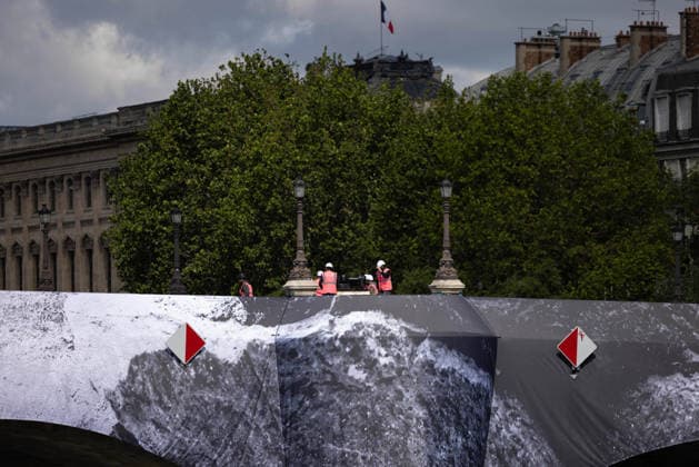 Illustrations of the installation of artist JRs La Caverne du Pont Neuf in Paris, France, on May 16, 2026 Jeremy MELLOUL Bestimage Illustrations of the installation of artist JRs La Caverne du Pont Neuf in Paris, France, on May 16, 2026 Paris France  Copyright: xJeremyxMelloulx xBestimagexJeremyxMelloulx xBestimagex