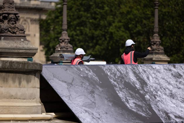 Illustrations of the installation of artist JRs La Caverne du Pont Neuf in Paris, France, on May 16, 2026 Jeremy MELLOUL Bestimage Illustrations of the installation of artist JRs La Caverne du Pont Neuf in Paris, France, on May 16, 2026 Paris France  Copyright: xJeremyxMelloulx xBestimagexJeremyxMelloulx xBestimagex