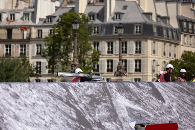 Illustrations of the installation of artist JRs La Caverne du Pont Neuf in Paris, France, on May 16, 2026 Jeremy MELLOUL Bestimage Illustrations of the installation of artist JRs La Caverne du Pont Neuf in Paris, France, on May 16, 2026 Paris France  Copyright: xJeremyxMelloulx xBestimagexJeremyxMelloulx xBestimagex