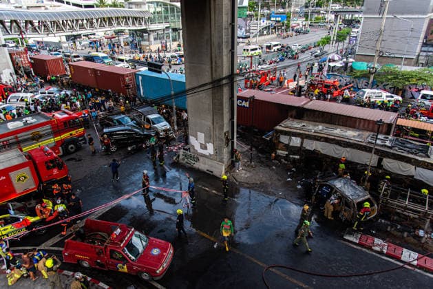 May 16, 2026, Bangkok, Thailand: General view of an accident site where a cargo train crashed with a public bus at the Makkasan airport rail link station. At least 8 people were killed and more than 25 people injured in the accident. Bangkok Thailand - ZUMAs197 20260516_aaa_s197_094 Copyright: xPeeraponxBoonyakiatx