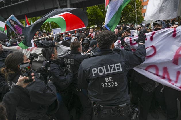 Nakba Day march in Berlin BERLIN, GERMANY - MAY 16: Police detain several people during a solidarity march with Palestinians in Germany s capital, Berlin, held to mark the 78th anniversary of the Nakba, on May 16, 2026. Thousands gathered at Oranienplatz in the Kreuzberg district before marching toward the Sudstern subway station in the Neukolln district. Police, taking extensive security measures, halted the march near the Prinzenstrasse subway station and clamped down on the demonstration. During the ensuing scuffle, police deployed pepper spray against the demonstrators, leaving numerous protesters affected by the gas. Halil Sagirkaya Anadolu Berlin Germany. Editorial use only. Please get in touch for any other usage.  Copyright: x2026xAnadoluxHalilxSagirkayax
