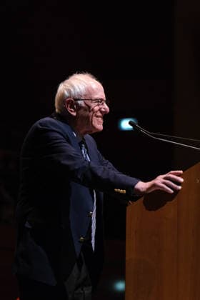 Meeting with Bernie Sanders at Salone Internazionale del Libro at Lingotto Fiere in Turin, Italy - 16 May 2026 The United States Senator for Vermont Bernie Sanders seen during a meeting at the Salone Internazionale del Libro at SalTo 26 at Lingotto Fiere. Turin Italy Copyright: xElenaxVizzocax xSOPAxImagesx EVIZZOCA-6445