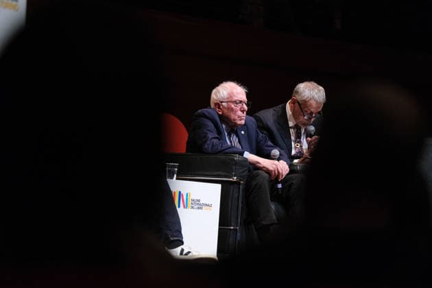 Meeting with Bernie Sanders at Salone Internazionale del Libro at Lingotto Fiere in Turin, Italy - 16 May 2026 The United States Senator for Vermont Bernie Sanders (L) seen during a meeting at the Salone Internazionale del Libro at SalTo 26 at Lingotto Fiere. Turin Italy Copyright: xElenaxVizzocax xSOPAxImagesx EVIZZOCA-6598
