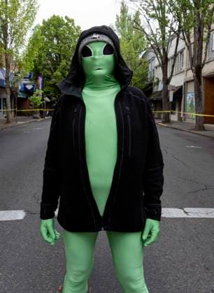 May 16,, 2026 - McMinnville, Oregon, USA - The 26th Annual McMenamins Hotel Oregon UFO Fest commemorates the purported 1950 sighting of a UFO by McMinnville farmer Paul Trent, who made several photos of a disc-shaped object hovering over his land. Mcminnville USA  - ZUMAce6_ 20260516_zaf_ce6_002 Copyright: xBrianxCahnx