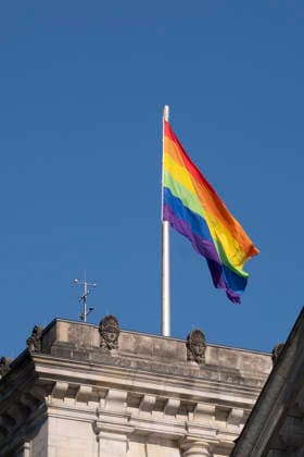 To mark the International Day against Homophobia, the rainbow flag was raised on the Reichstag building in Berlin on Sunday 17 May 2026 The 17 May stands internationally for the fight against d Copyright: epd-bild RolfxZoellner epd-Regenbogenfahne_Reichstag8-kopieren