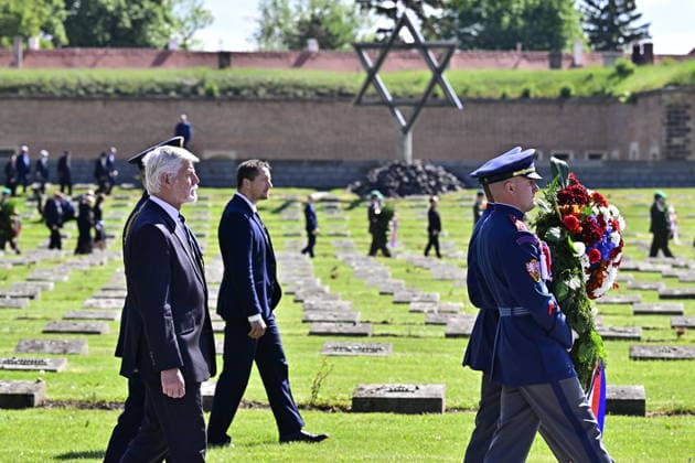 Commemorative gathering on victims of Nazi persecution on the occasion of the 81st anniversary of liberation took place at the Terezin Memorial, in Terezin, Czech Republic, on May 17, 2026. Czech President Petr Pavel, left, comes to lay a wreath. (CTKxPhoto OndrejxHajek) CTKPhotoP2026051702395  CTKPhotoP2026051702395