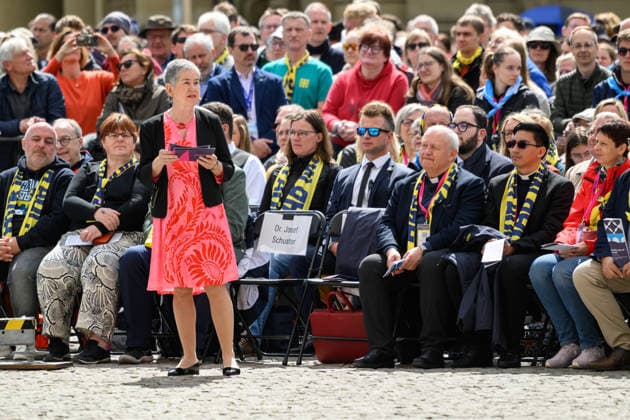 The 104th German Catholic Convention in Würzburg ended on Sunday 17 May 2026 with a closing service on the Residenzplatz Photo Irme Stetter Karp, President of the Central Committee of German Catholics Copyright: epd-bild DanielxPeter 260517_abschlussgottedienst_katholikentag_dsc_6253