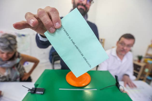 May 17, 2026: May 17, 2026 (Malaga) Details reason for the autonomous elections of Andalusia - ZUMAc161 20260517_zap_c161_024 Copyright: xLorenzoxCarnerox
