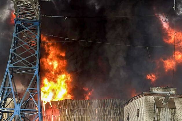 RUSSIA, MOSCOW - MAY 17, 2026: A fire breaks out near Cherkizovskaya station of the Moscow Metro. Ilya Lazarev TASS  92623886