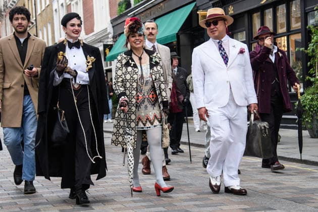 Grand Flaneur Walk 2026 at Covent Garden, London, UK - 17 May, 2026 People dressed in vintage clothing take part in the Grand Flaneur Walk 2026 event in Covent Garden, London, England, UK on Sunday 17 May, 2026., Credit:Justin Ng Avalon UK, England, London, Covent Garden  Copyright: xJustinxNgx xAvalonx 1099801157