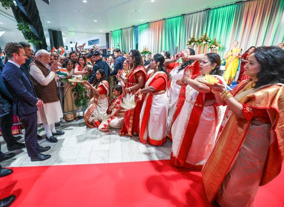RECORD DATE NOT STATED PM Modi arrives to a warm welcome in Sweden Gothenburg Sweden , May 17 (ANI): Prime Minister Narendra Modi witnesses a cultural performance during his reception by the Indian diaspora, in Gothenburg on Sunday. Sweden Prime Minister Ulf Kristersson also present. (Narendra Modi Photo gallery ANI Photo) Gothenburg Sweden Copyright: xANIx ANI_20260517454