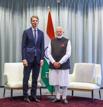 RECORD DATE NOT STATED PM Modi meets Chairman of Maersk, Robert Maersk Uggla, in Gothenburg Gothenburg Sweden , May 17 (ANI): Prime Minister Narendra Modi meets Chairman of Maersk, Robert Maersk Uggla, in Gothenburg on Sunday. (@narendramodi X ANI Photo) Gothenburg Sweden Copyright: xANIx ANI_20260517474