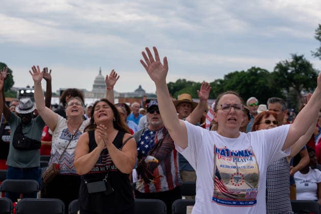 May 17, 2026, Washington, Dc, United States: Rededicate 250: A National Jubilee of Prayer, Praise & Thanksgiving is taking place on the National Mall on May 17, 2026. Washington United States - ZUMAl312 20260517_znp_l312_004 Copyright: xAndrewxLeydenx