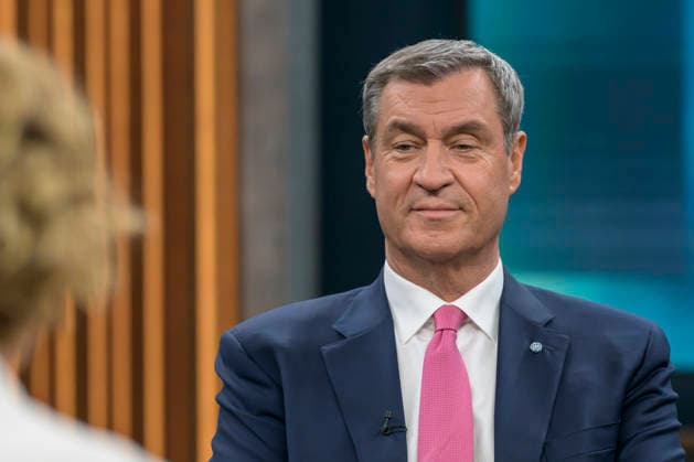 in the picture from l Caren Miosga, Markus Söder, Prime Minister Bavaria, CSU, GER, Berlin, Studio, guest of Caren Miosga, Polittalk, TV, format, recording, Das Erste, recorded, from Adlershof at Studio 20, topic Copyright: HMBxMedia UwexKoch