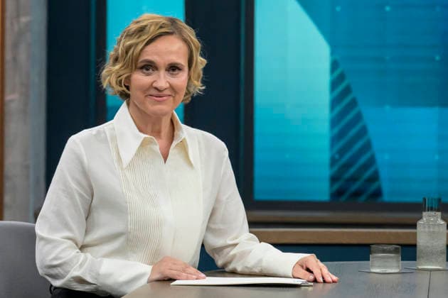 in the picture from l Caren Miosga, GER, Berlin, Studio, guest of Caren Miosga, Polittalk, TV, format, recording, Das Erste, from Adlershof at Studio 20, topic Kriegt die Regierung die Kurve, Mr. Söder 17 05 2026, Copyright: HMBxMedia UwexKoch