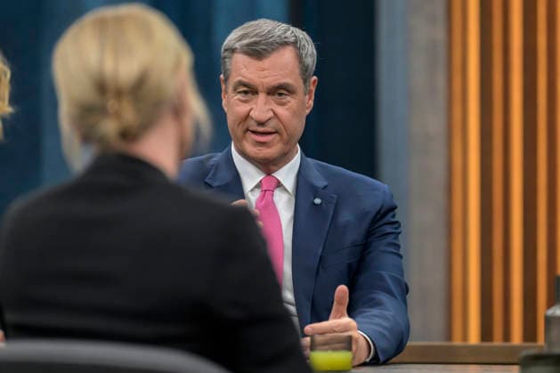 in the picture from left Markus Söder, Prime Minister of Bavaria, CSU, GER, Berlin, Studio, guest of Caren Miosga, Polittalk, TV, format, recording, recorded, Das Erste, from Adlershof at Studio 20, topic Copyright: HMBxMedia UwexKoch