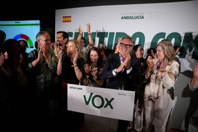 Follow-up of VOX election night from Seville Vox candidate for the Presidency of the Junta, Manuel Gavira, assesses the election results On May 17, 2026 in Seville Andalusia, Spain Vox repeats as the third force and obtains 15 seats with a support of 13.92 compared to the 14 parliamentarians who added about four years ago Then they obtained 13.47 of the votes 17 MAY 2026 Joaquí Sevilla Andalucia, Spain Sevilla Andalucia, Spain Spain Spain  Copyright: xJoaquinxCorcherox 7531100