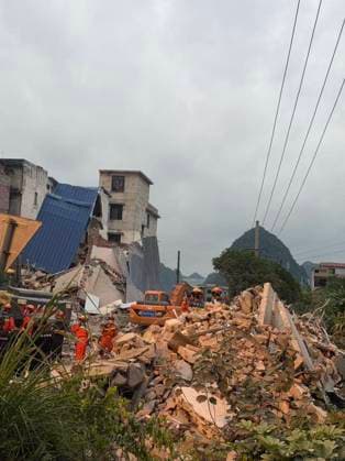 (260518) -- LIUZHOU, May 18, 2026 -- Rescuers carry out rescue operations after an earthquake in Shangdeng Village of Taiyangcun Town, Liuzhou, south China s Guangxi Zhuang Autonomous Region, May 18, 2026. A 5.2-magnitude earthquake struck Liuzhou City in south China s Guangxi Zhuang Autonomous Region early Monday, local earthquake relief headquarters said. ) (SpotNews) CHINA-GUANGXI-LIUZHOU-EARTHQUAKE-RESCUE (CN) NongxGuanbin 