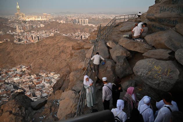 Muslim pilgrims visit the holy sites ahead of the Hajj pilgrimage in Mecca MECCA, SAUDI ARABIA - MAY 17: Muslim pilgrims from various countries around the world who come to perform the Hajj, climb the Jabal al-Nour (al-Noor mountain) to visit Hira Cave during the annual Hajj pilgrimage in Mecca, Saudi Arabia on May 17, 2026. Ali Atmaca Anadolu Mecca Suudi Arabistan. Editorial use only. Please get in touch for any other usage.  Copyright: x2026xAnadoluxAlixAtmacax