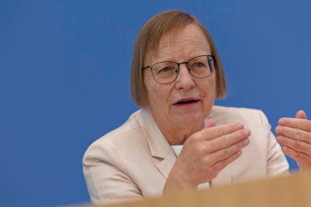 Review report on greenhouse gas emissions 2025 2026 04 24 Germany, Berlin Federal Press Conference The Expert Council for Climate Issues ERK presents its review report on the calculation of German greenhouse gas emissions for the year 2025 and the projection data for 2026 In the picture Dr. Barbara Schlomann, Fraunhofer Institute for Systems and Inno