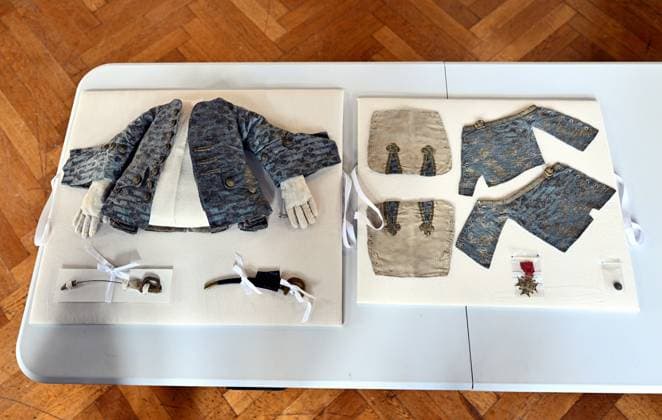 The King Louis XV costume pictured during the relocation of the Manneken Pis costume collection, on Monday 18 May 2026, in Brussels. Approximately 1200 outfits are being transferred from the depots of the Museum of the City of Brussels-Broodhuis Maison du Roi, to the depots of the Fashion and Lace Museum. The costumes must remain near the fountain to ensure the approximately 200 annual dressings.  ERICxLALMAND 174258993