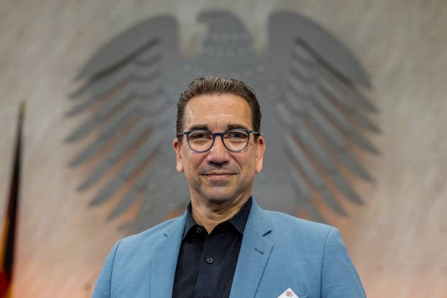75th anniversary of the Procurement Office of the Federal Ministry of the Interior in Bonn In portrait Mayor of the City of Bonn Guido DEUS CDU Ceremony to mark the 75th anniversary of the Procurement Office of the Federal Ministry of the Interior in the former plenary chamber of the German Bu Copyright: xMarcxJohnx