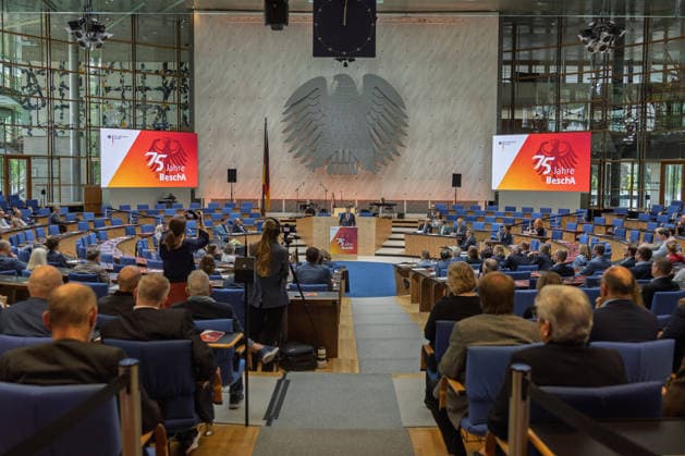 75th anniversary of the Procurement Office of the Federal Ministry of the Interior in Bonn Speech by State Secretary Sebastian WÜSTE Celebration of the 75th anniversary of the Procurement Office of the Federal Ministry of the Interior in the former plenary chamber of the German Bundestag, which is now part o Copyright: xMarcxJohnx