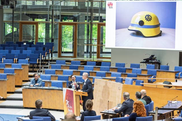 Ceremony 75 years of the Procurement Office of the BMI in Bonn Speech President of the Procurement Office Dr. Alexander EISVOGEL Ceremony to mark the 75th anniversary of the Procurement Office of the BMI in the former plenary chamber of the German Bundestag, which is now part of the World Conference Center Copyright: xMarcxJohnx
