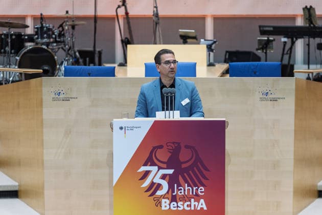 Ceremony 75 years of the Procurement Office of the BMI in Bonn Speech by Lord Mayor of Bonn Guido DEUS CDU Ceremony to mark the 75th anniversary of the Procurement Office of the BMI in the former plenary chamber of the German Bundestag, which is now part of the World Conference Center Bonn The Procure Copyright: xMarcxJohnx