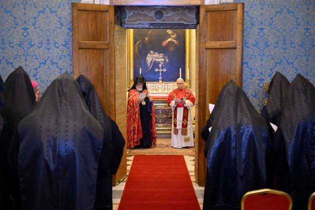 ITALY - POPE LEO XIV RECEIVES IN A PRIVATE AUDIENCE HIS HOLINESS ARMA I IN THE VATICAN- 2026 5 18 Italy, Rome, Vatican, 2026 5 18. Pope Leo XIV receives in a private audience His Holiness Aram I, Catholicos of the Armenian Apostolic Church—Seat of Cilicia in the Vatican EDITORIAL USE ONLY - NO BOOKS Copyright: xVATICANxMEDIAx