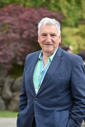 RHS Chelsea Flower Show, London, UK, 18 May 2026. London, UK, 18 May 2026. Jim Carter at the RHS Chelsea Flower Show, Royal Hospital Chelsea, London, UK., Credit:Lee Floyd Lee Floyd - B3214 Avalon UK, London, Royal Hospital Chelsea  Copyright: xLeexFloydx xLeexFloydx-xB3214x xAvalonx 1100045902