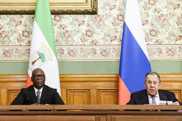 RUSSIA, MOSCOW - MAY 18, 2026: Russia s Foreign Minister Sergei Lavrov (R) and Simeon Oyono Esono Angue, Minister of Foreign Affairs, International Cooperation, and Diaspora of Equatorial Guinea, give a joint press conference following their meeting at the Reception House of the Russian Foreign Ministry Moscow Russia  - ZUMAt113 20260518_zaa_t113_065 Copyright: xMikhailxSinitsynx