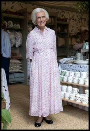 . 18 05 2026. London, United Kingdom. Dame Mary Berry at the opening day of the Chelsea Flower Show in London.  xStephenxLockx xi-Imagesx IIM-26779-0082