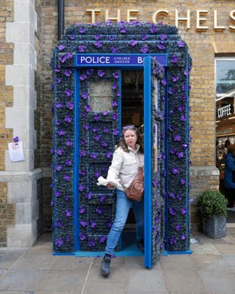 . 18 05 2026. London, United Kingdom. Chelsea in Bloom. Produced by Cadogan, in association with the Royal Horticultural Society (RHS), the world class alternative floral art show is back for its 21st anniversary, transforming the streets of Chelsea from 18-24 May, with breathtaking displays made of fresh flowers.  xMartynxWheatleyx xi-Imagesx IIM-26781-0012