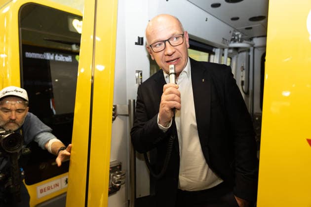 Kai Wegner, Governing Mayor BVG celebrates new fleet for the Berlin underground lines U5 and U9, on 18 05 2026 in Berlin, U Bahn Alexander Platz , Germany