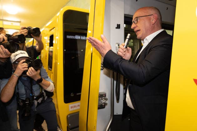 Kai Wegner, Governing Mayor BVG celebrates new fleet for the Berlin underground lines U5 and U9, on 18 05 2026 in Berlin, U Bahn Alexander Platz , Germany