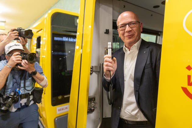 Kai Wegner, Governing Mayor BVG celebrates new fleet for the Berlin underground lines U5 and U9, on 18 05 2026 in Berlin, U Bahn Alexander Platz , Germany