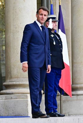 Le président d la République française Emmanuel Macron reçoit la Première ministre du Québec au palais présidentiel de lÉlysée à Paris, France, le 18 mai 2026 Christian Liewig Bestimage French President Emmanuel Macron receives the Premier of Quebec at the Elysee Presidential Palace in Paris, France, on May 18, 2026 Paris France  Copyright: xChristianxLiewigx xBestimagexChristianxLiewigx xBestimagex