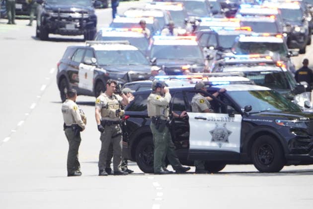 Police respond to reported active shooter near San Diego Mosque SAN DIEGO, UNITED STATES - MAY 18: Police are deployed an area close to the Islamic Center of San Diego after reports of an active shooter at a mosque, urging residents to avoid the area and remain indoors, in San Diego, California, United States, on May 18, 2026. Michael Ho Wai Lee Anadolu California United States. Editorial use only. Please get in touch for any other usage.  Copyright: x2026xAnadoluxMichaelxHoxWaixLeex