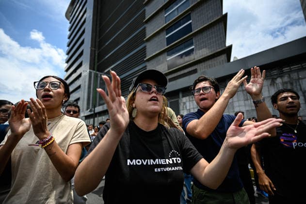 Demonstration in honor of Carmen Navas in Caracas CARACAS, VENEZUELA - MAY 18: Protesters attend a demonstration in honor of Carmen Navas, an 82-year-old mother who died after months of demanding information about her detained son, Victor Quero, who died in state custody in Caracas, Venezuela, May 18, 2026. Maxwell Brienco Anadolu Caracas Venezuela. Editorial use only. Please get in touch for any other usage.  Copyright: x2026xAnadoluxMaxwellxBriencox