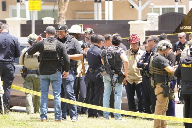Emergency services respond to reported active shooter near San Diego Mosque SAN DIEGO, UNITED STATES - MAY 18: Emergency services are deployed an area close to the Islamic Center of San Diego as officers urge residents to avoid the area and remain indoors after reports of an active shooter at a mosque, in San Diego, California, United States, on May 18, 2026. Police in the US city of San Diego said Monday that a reported active shooter threat at the Islamic Center of San Diego had been neutralized. Michael Ho Wai Lee Anadolu California United States. Editorial use only. Please get in touch for any other usage.  Copyright: x2026xAnadoluxMichaelxHoxWaixLeex