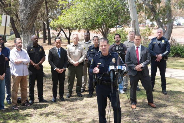 Emergency services respond to reported active shooter near San Diego Mosque SAN DIEGO, UNITED STATES - MAY 18: Emergency services are deployed an area close to the Islamic Center of San Diego as officers urge residents to avoid the area and remain indoors after reports of an active shooter at a mosque, in San Diego, California, United States, on May 18, 2026. Police in the US city of San Diego said Monday that a reported active shooter threat at the Islamic Center of San Diego had been neutralized. Michael Ho Wai Lee Anadolu California United States. Editorial use only. Please get in touch for any other usage.  Copyright: x2026xAnadoluxMichaelxHoxWaixLeex