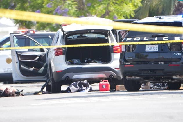 Emergency services respond to reported active shooter near San Diego Mosque SAN DIEGO, UNITED STATES - MAY 18: Emergency services are deployed an area close to the Islamic Center of San Diego as officers urge residents to avoid the area and remain indoors after reports of an active shooter at a mosque, in San Diego, California, United States, on May 18, 2026. Police in the US city of San Diego said Monday that a reported active shooter threat at the Islamic Center of San Diego had been neutralized. Michael Ho Wai Lee Anadolu California United States. Editorial use only. Please get in touch for any other usage.  Copyright: x2026xAnadoluxMichaelxHoxWaixLeex