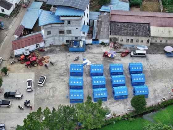 LIUZHOU, CHINA - MAY 18: Tents are set up for quake-affected residents at a resettlement site after a 5.2-magnitude earthquake on May 18, 2026 in Liunan District, Liuzhou City, Guangxi Zhuang Autonomous Region of China. Another 5.2-magnitude earthquake jolted Liunan district, Liuzhou city in South China s Guangxi Zhuang Autonomous Region at 9:44 pm on May 18. This was the second 5.2 magnitude earthquake to hit Liuzhou within one day.  Copyright: xVCGx 111642365680