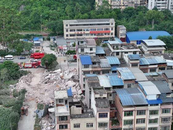 LIUZHOU, CHINA - MAY 18: Debris from damaged houses are seen after a 5.2-magnitude earthquake on May 18, 2026 in Liunan District, Liuzhou City, Guangxi Zhuang Autonomous Region of China. A 5.2-magnitude earthquake struck Liuzhou, a city in south China s Guangxi Zhuang Autonomous Region, early Monday, leaving three people missing and four others hospitalized, local authorities said.  Copyright: xVCGx 111642360806