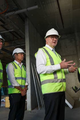 ANTHONY ALBANESE WA VISIT, Member for Perth Patrick Gorman , Australian Prime Minister Anthony Albanese and Western Australia Premier Roger Cook speak to the media after they visit the site of a planned 29-storey apartment complex at 195 Pier Street in Perth, Tuesday, May 19, 2026. ( NO ARCHIVING Perth Western Australia Australia  Copyright: xCOLINxMURTYx 20260519142206089757