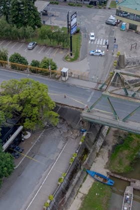 Collapse at GradiÅ¡ka border bridge over Sava River An aerial view shows the collapsed section of the cross-border bridge over the Sava River at the GradiÅ¡ka border crossing in Bosnia and Herzegovina, on May 19, 2026. The border crossing and nearby traffic were temporarily closed after part of the bridge collapsed shortly after midnight, with no injuries reported.  DejanxRakita PIXSELL