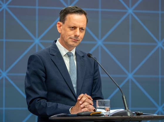 20260519 Pressekonferenz mit den Klubobleuten der Regierungsfraktionen zur Plenarvorschau WIEN, OESTERREICH - MAI 19: Abgeordneter zum Nationalrat und Klubobmann Ernst Goedl (OeVP) bei der Pressekonferenz - mit den Klubobleuten der Regierungsfraktionen zur Plenarvorschau im Parlament am 19. Mai 2026 in Wien, Oesterreich. 260519_SEPA_10_005 Copyright: xMichaelxIndrax SEPAxMedia