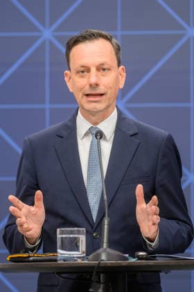 photonews at Wien, 19 05 2026 Ahead of tomorrows National Council meeting on 20 May, the governments parliamentary group leaders invite you to a preview of the agenda Government, National Council, Nationalrat, Penarsitzung, Nationalratssitzung, Vorschau, Koalition
