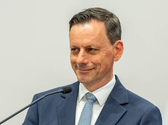 20260519 Pressekonferenz mit den Klubobleuten der Regierungsfraktionen zur Plenarvorschau WIEN, OESTERREICH - MAI 19: Abgeordneter zum Nationalrat und Klubobmann Ernst Goedl (OeVP) bei der Pressekonferenz - mit den Klubobleuten der Regierungsfraktionen zur Plenarvorschau im Parlament am 19. Mai 2026 in Wien, Oesterreich. 260519_SEPA_10_041 Copyright: xMichaelxIndrax SEPAxMedia
